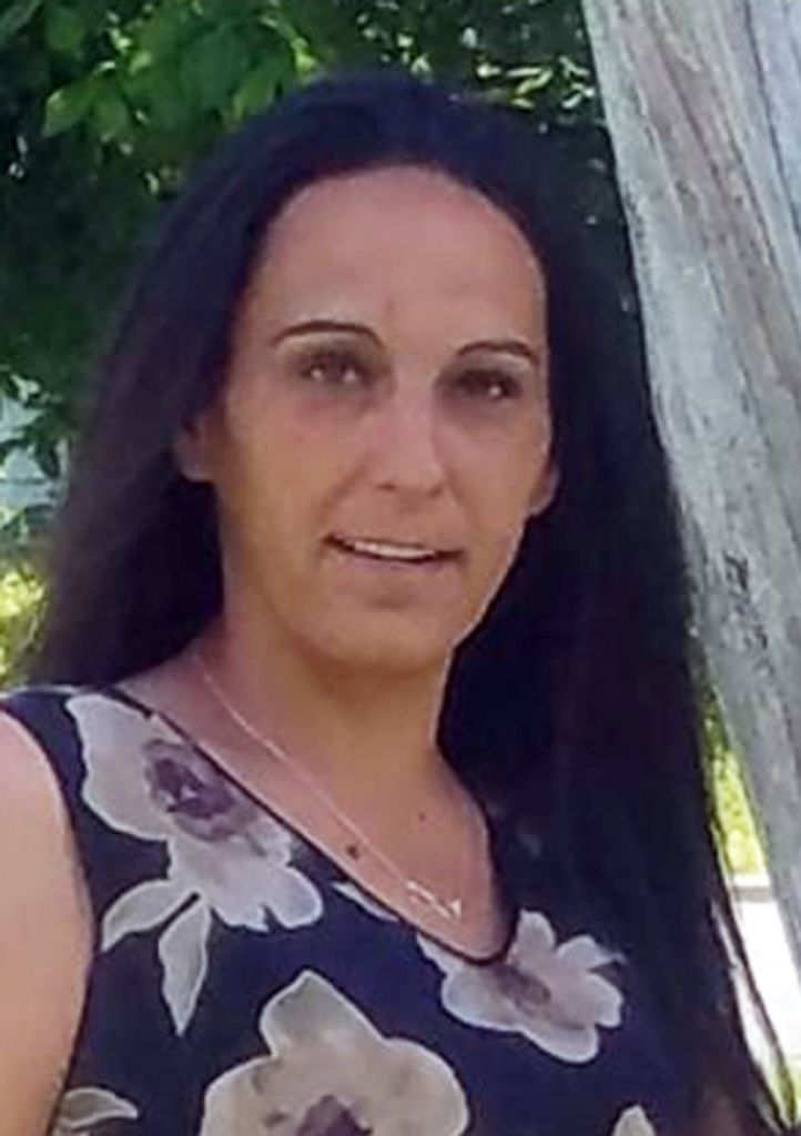 Jennifer L Leombruno