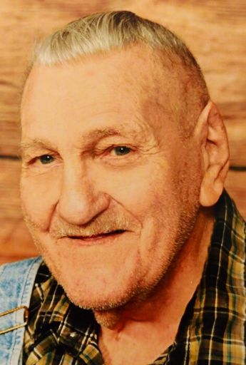Charles W. " Charlie " Huss Profile Photo