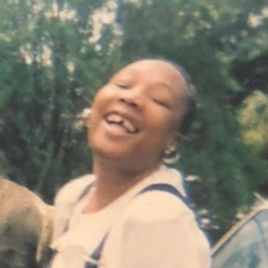 Antiquenette Glover