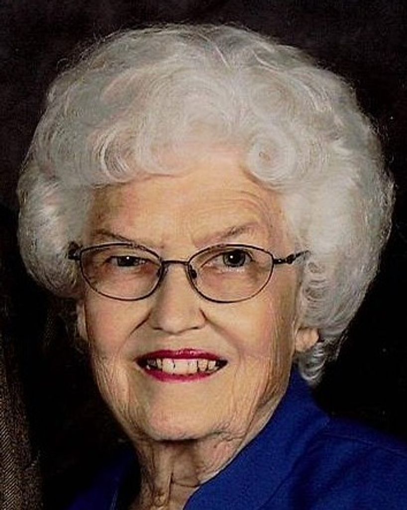 Violet May Lindstrom