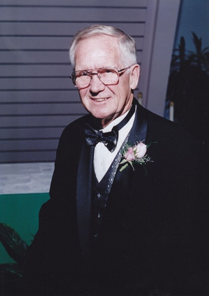 Thomas R. Reid Profile Photo