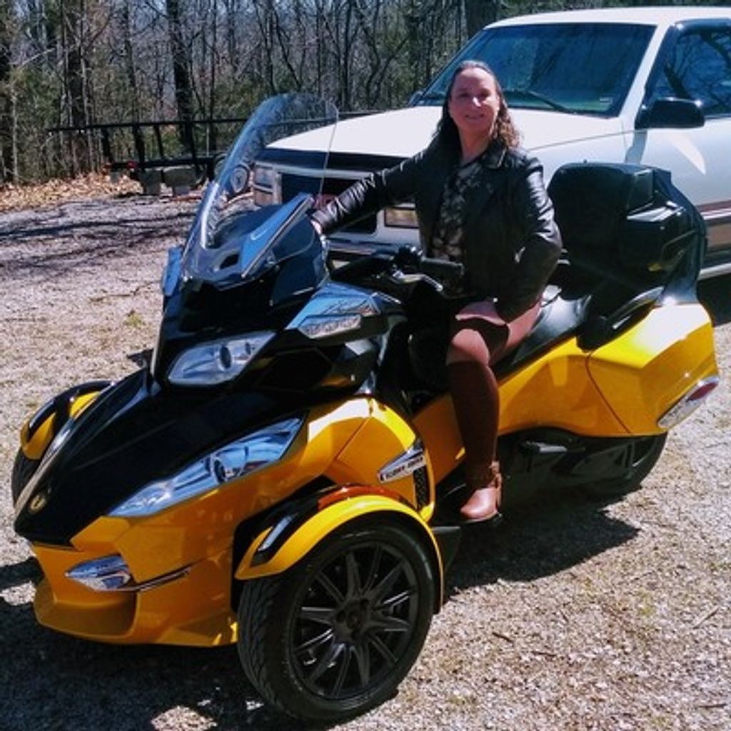 Karen Elaine Koelzer Profile Photo
