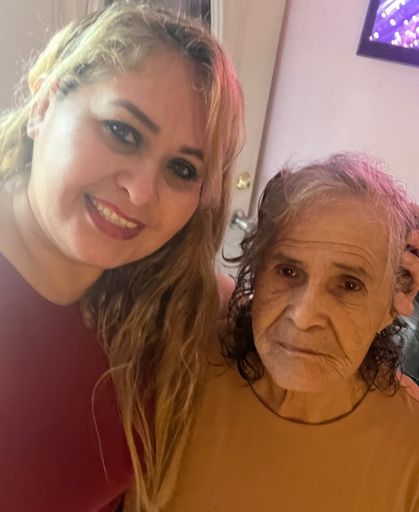 Maria Deleon Ambriz photo gallery thumbnail 61 of 187