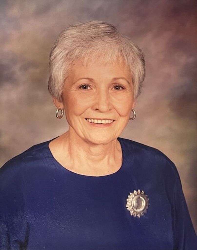 Tannie Lay Profile Photo