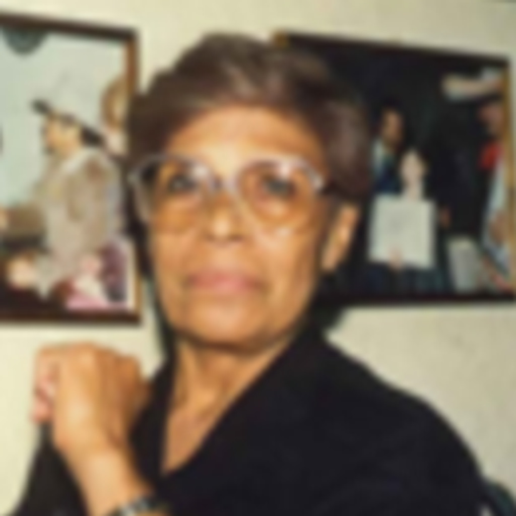 Rosalia M De Vazquez