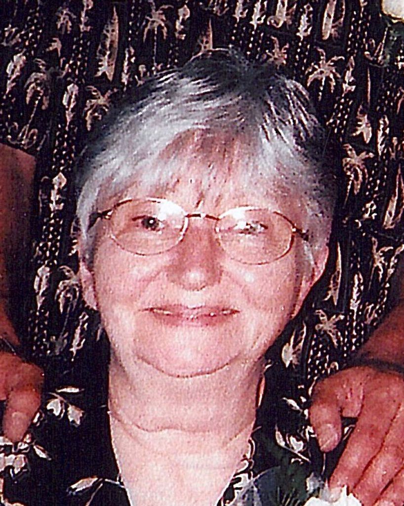 Gloria J. Lamora