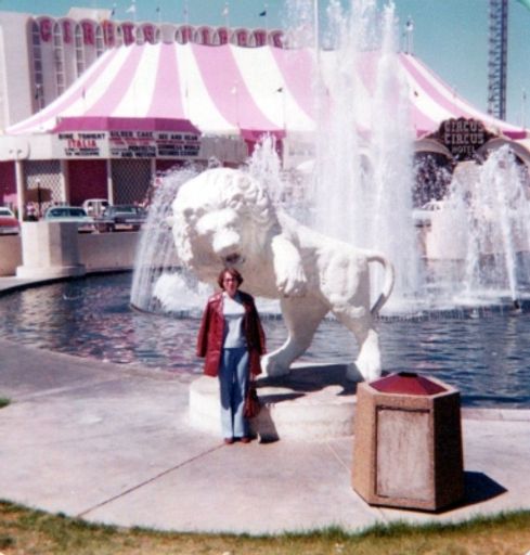 Karen Browning Penisten photo gallery thumbnail 142 of 200