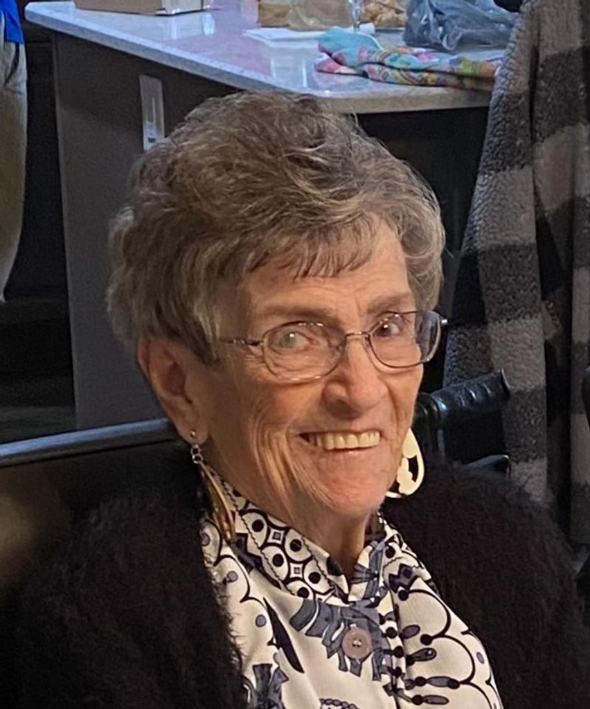 Carolyn Jean Lenburg