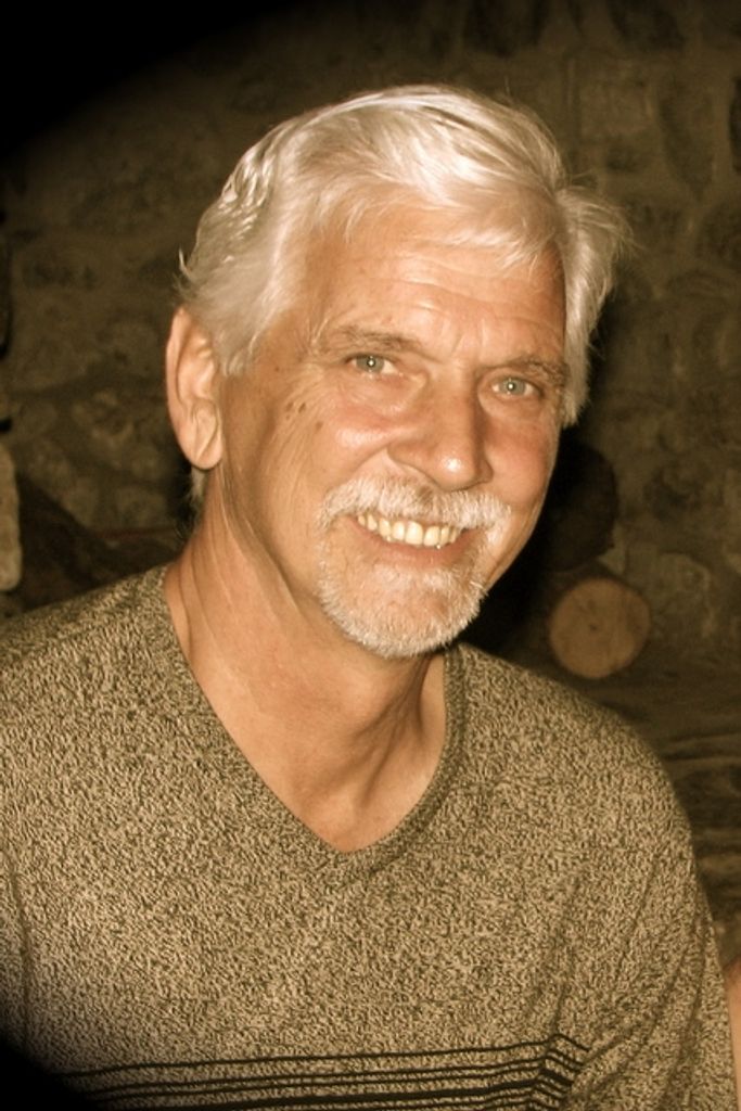 Dominoski, David