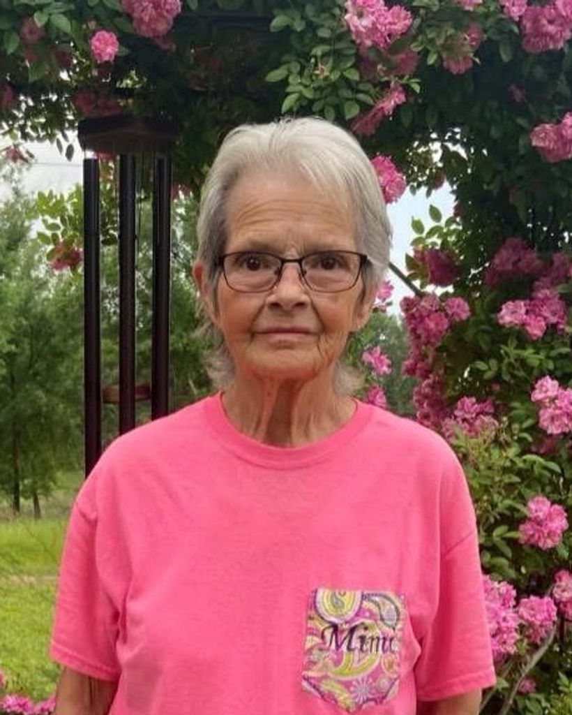 Sarah Elizabeth "Liz" Warr Profile Photo