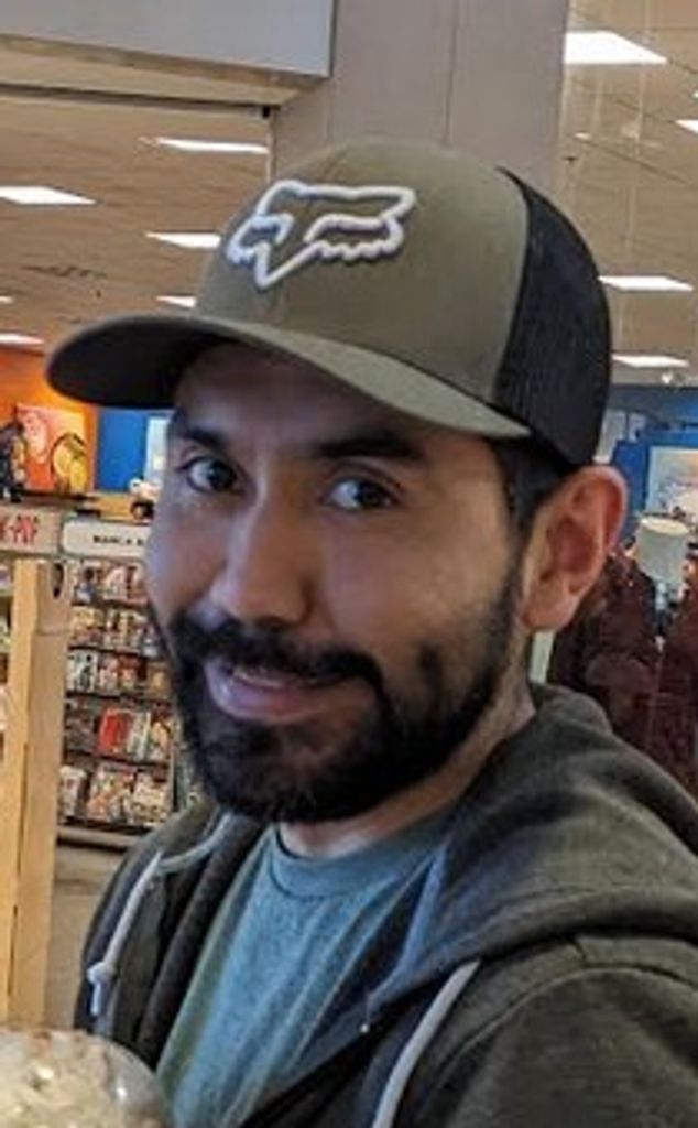 Jose Torrez Profile Photo