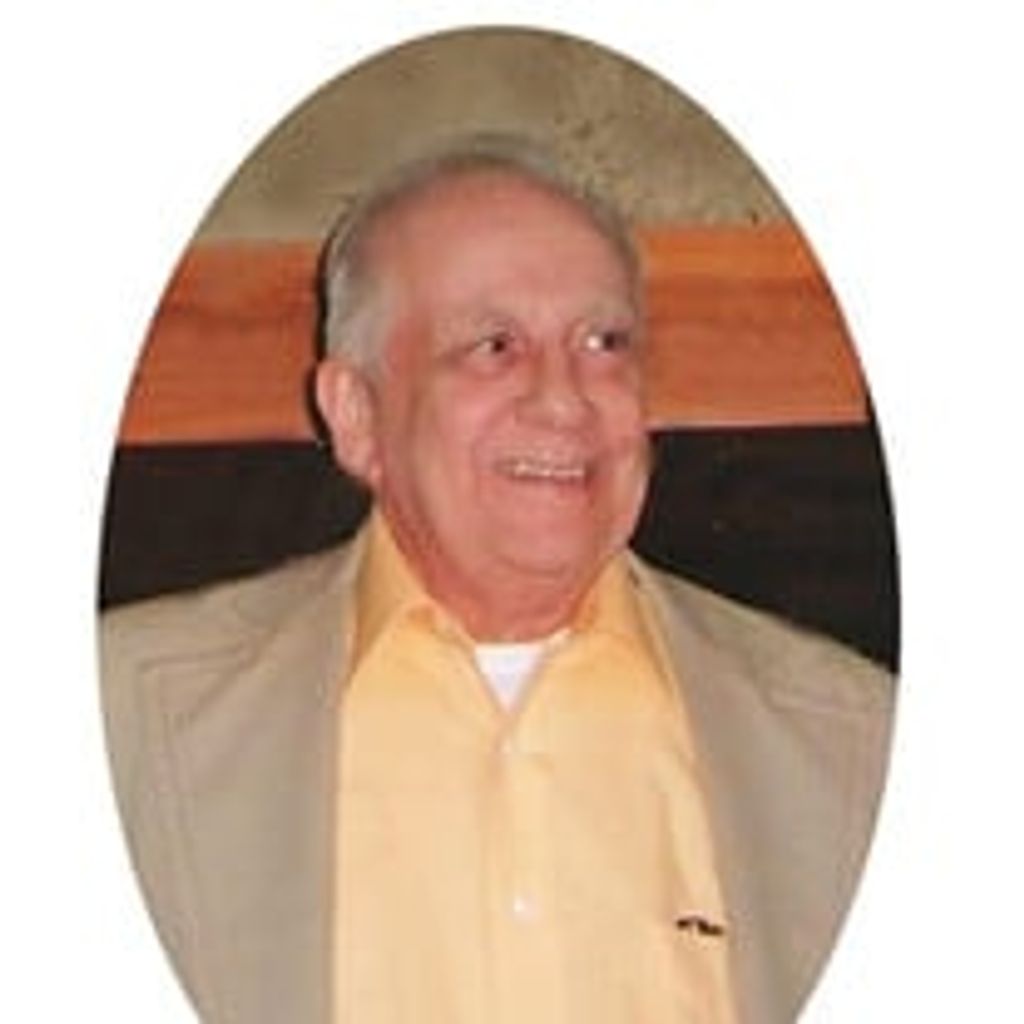 Alexander Bomento