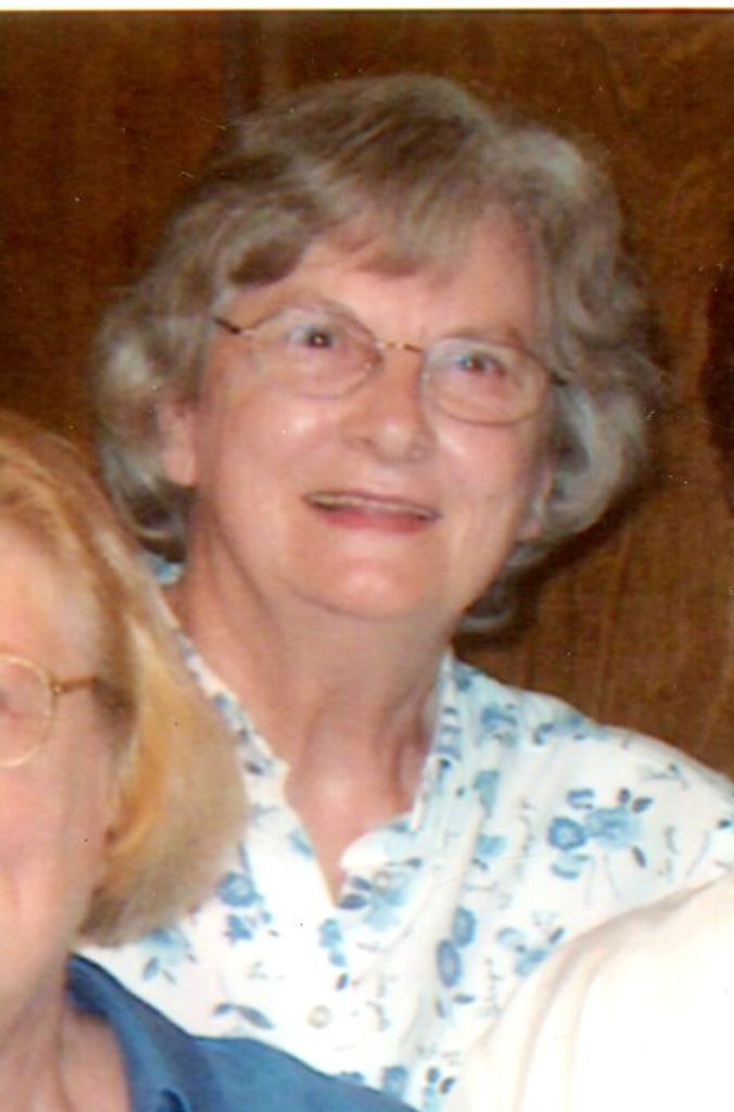 Betty (Davis)  Hammond