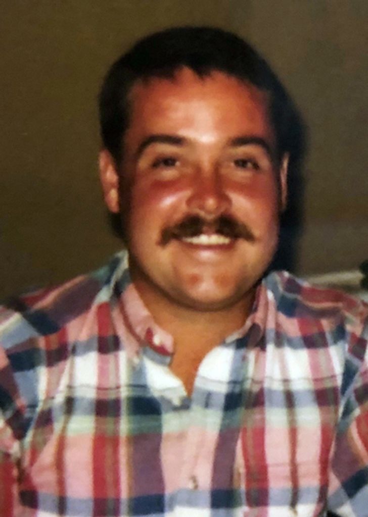 Robert Carrol White Profile Photo