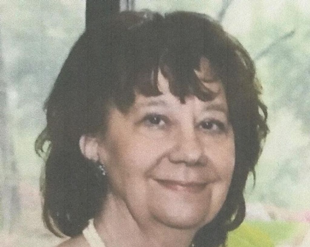 Vivian Antosh Eitouni Profile Photo