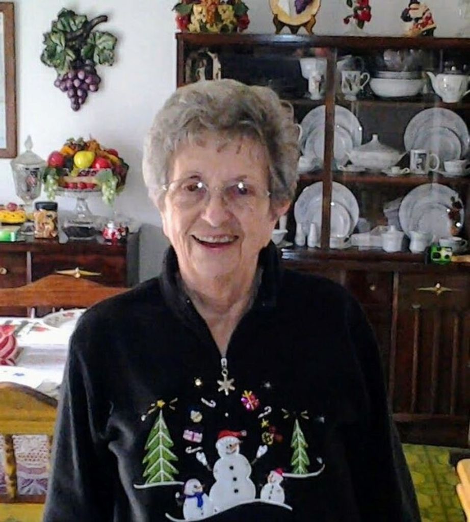 Lola Scott
