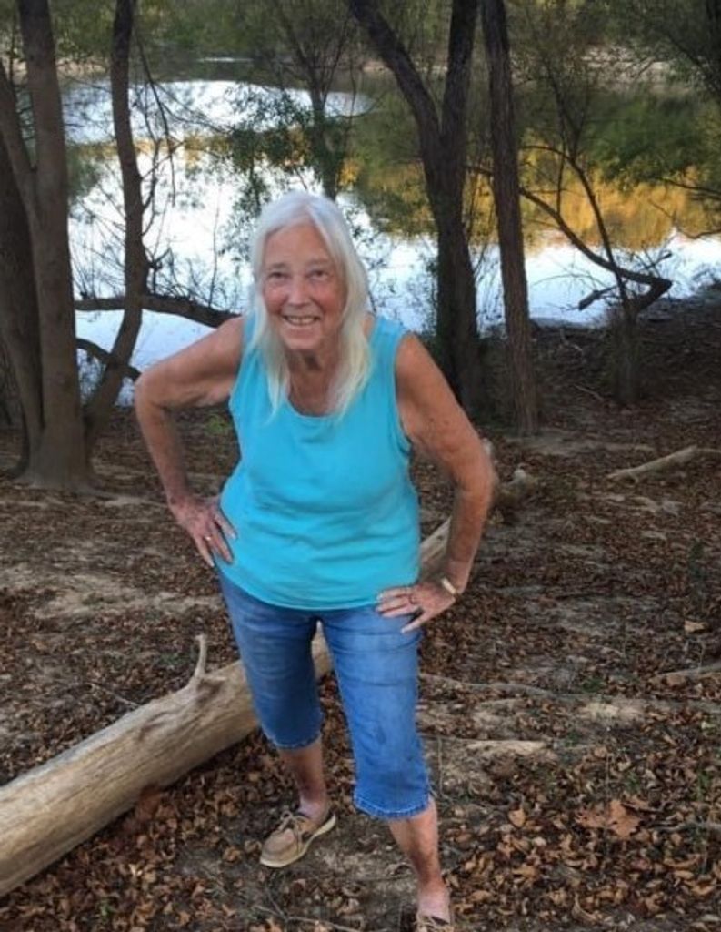 Deloris "Jo" Hunter