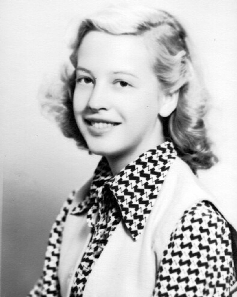 Donna Vaughan Snoderly