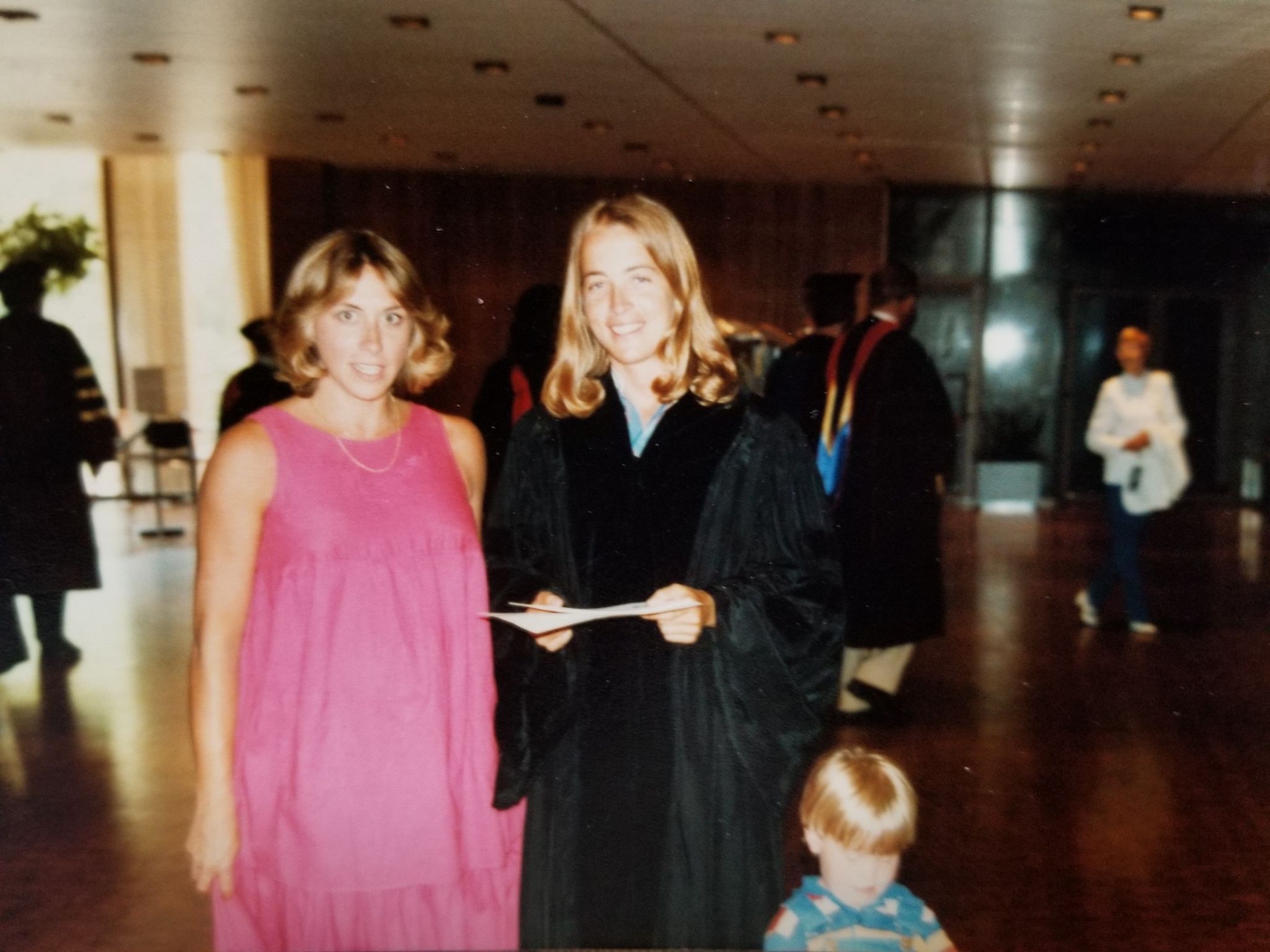 Lynn Humphrey Ellis photo gallery image 1 of 42