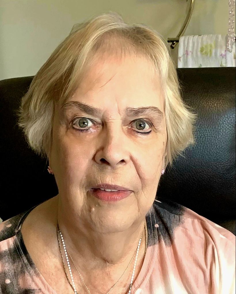 Gladys Schewe (nee Reinhardt)