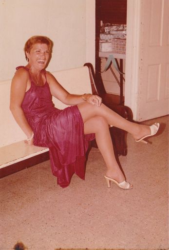 Maxine O Layer photo gallery thumbnail 65 of 85