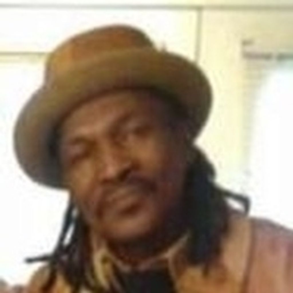 Edward  D Thomas,  Jr.