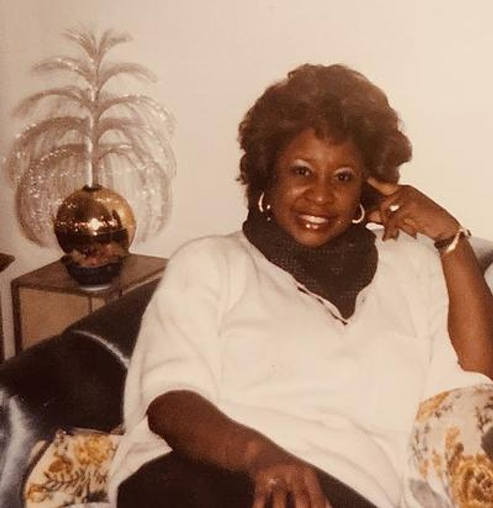 Bettie Lou Bounds Profile Photo