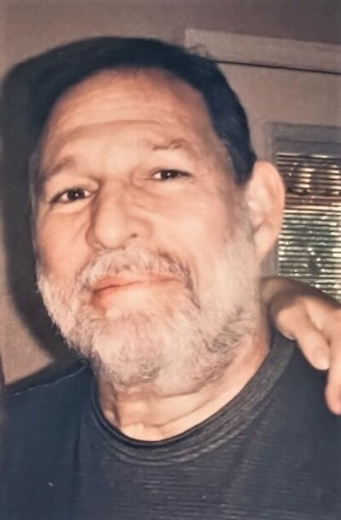 Thomas Michael Taglavore Profile Photo