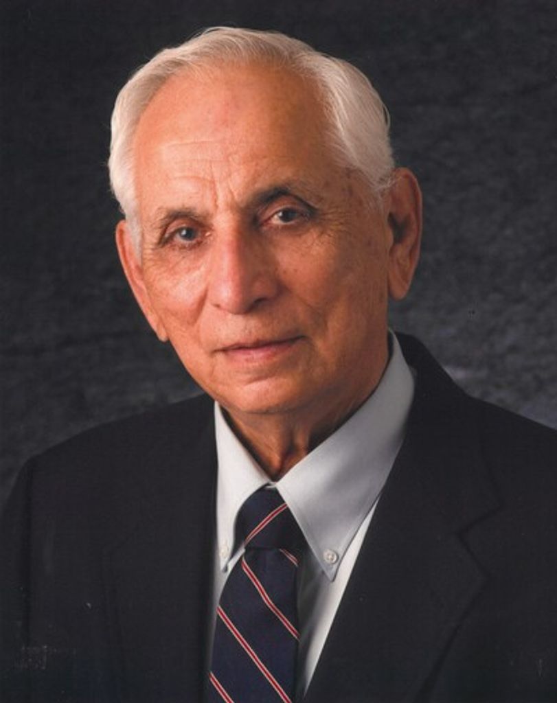 Ruben Dario Suarez Profile Photo