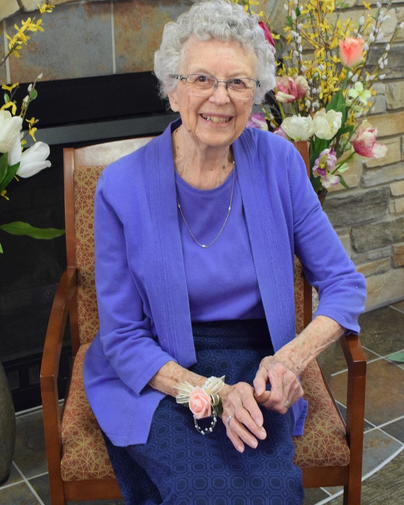 Maureen Marie Schoofs Profile Photo