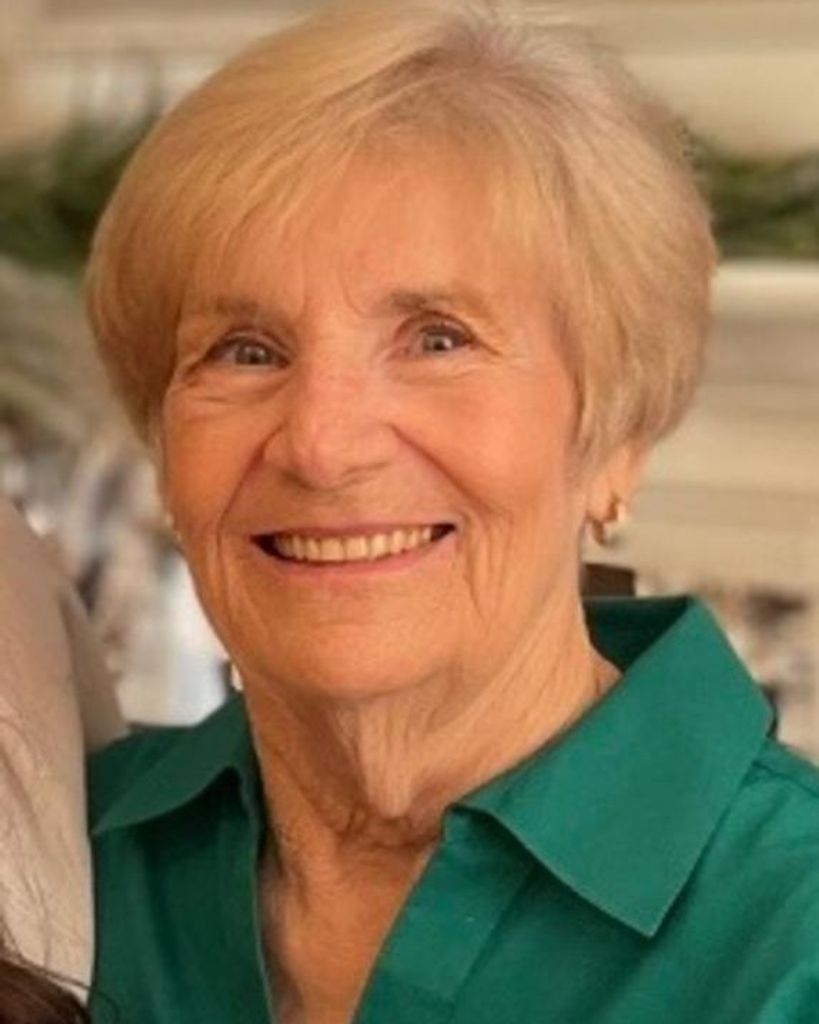 Elaine Gibbs Profile Photo