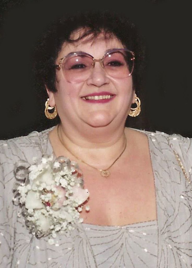 Lucy Dell'Aquila