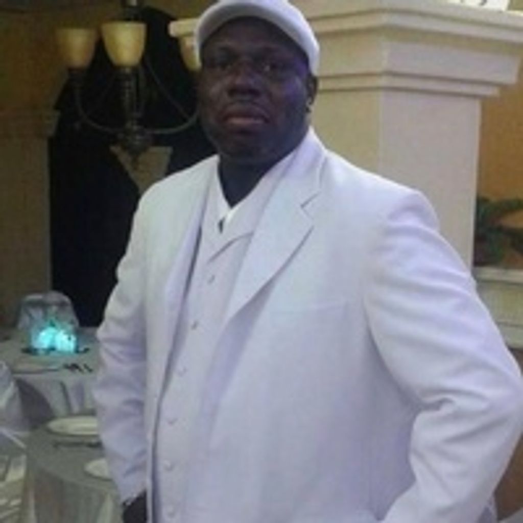 Antonio Lovon Moore