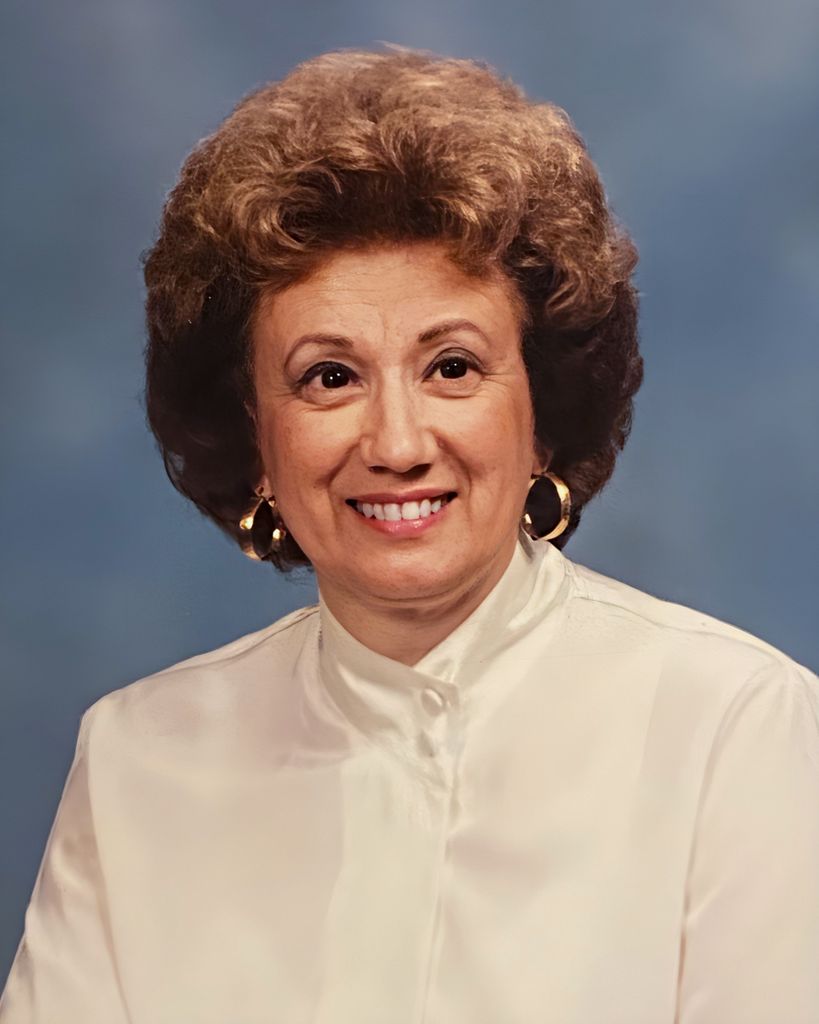 Rosa Paulatos Profile Photo