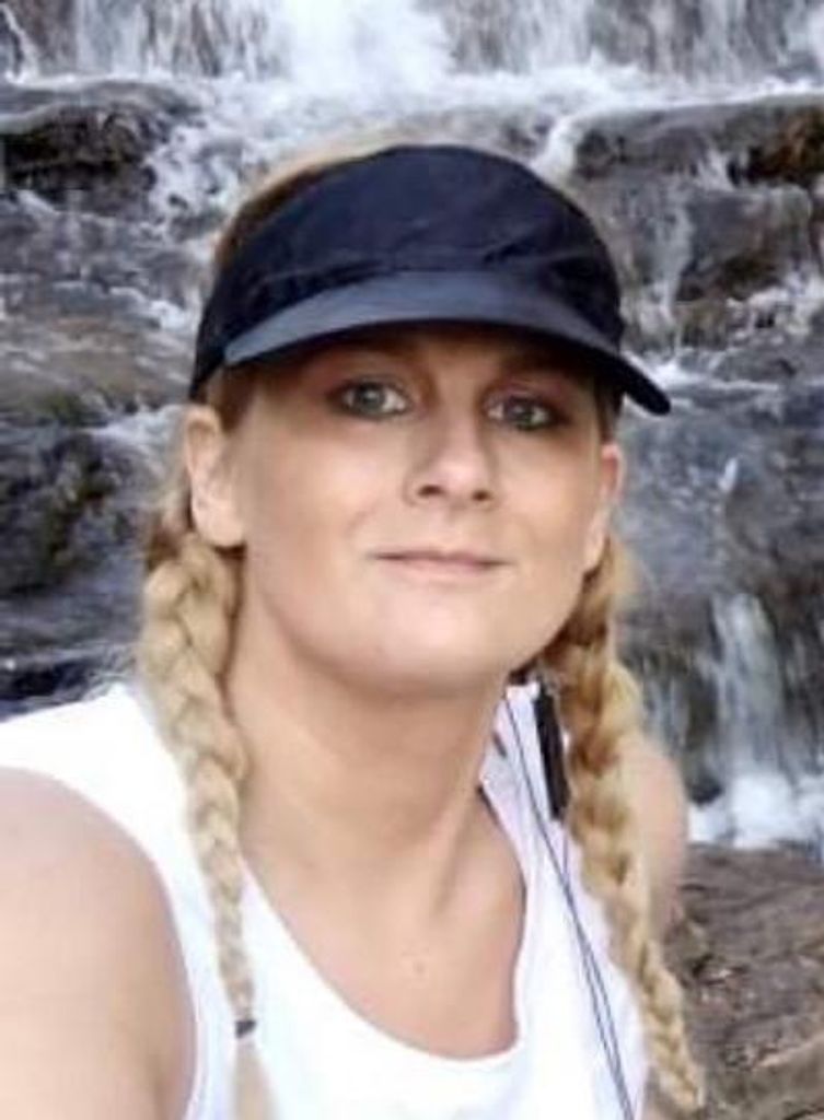 Melissa Marie Hayes Profile Photo