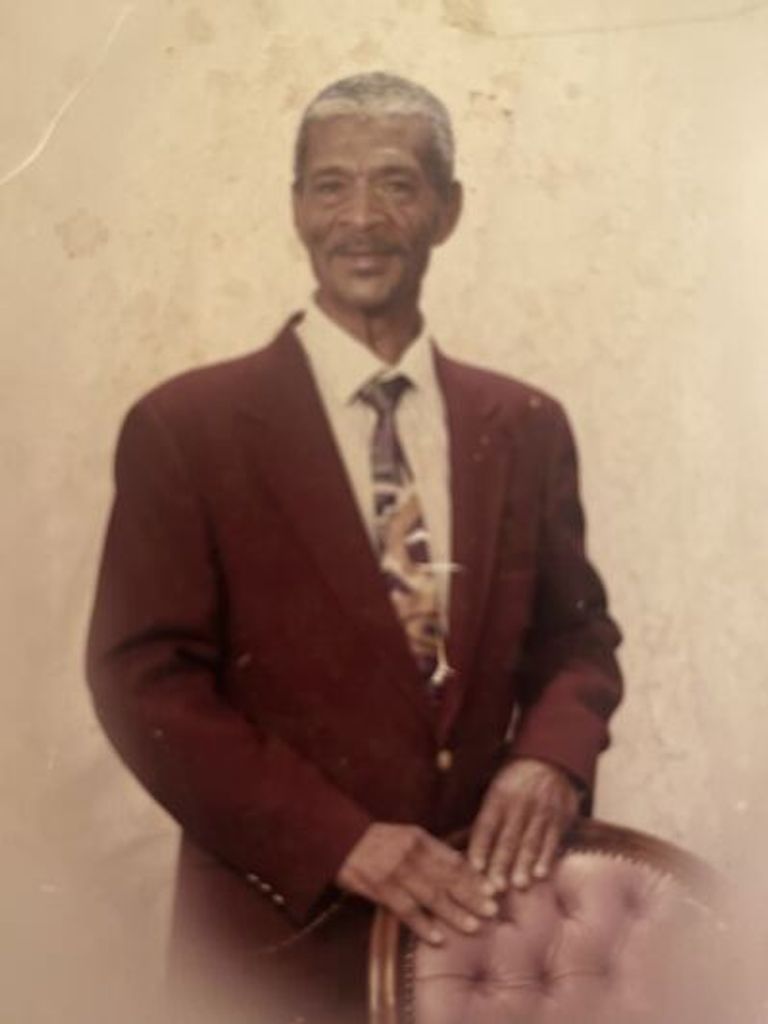 Calvin Brown Profile Photo