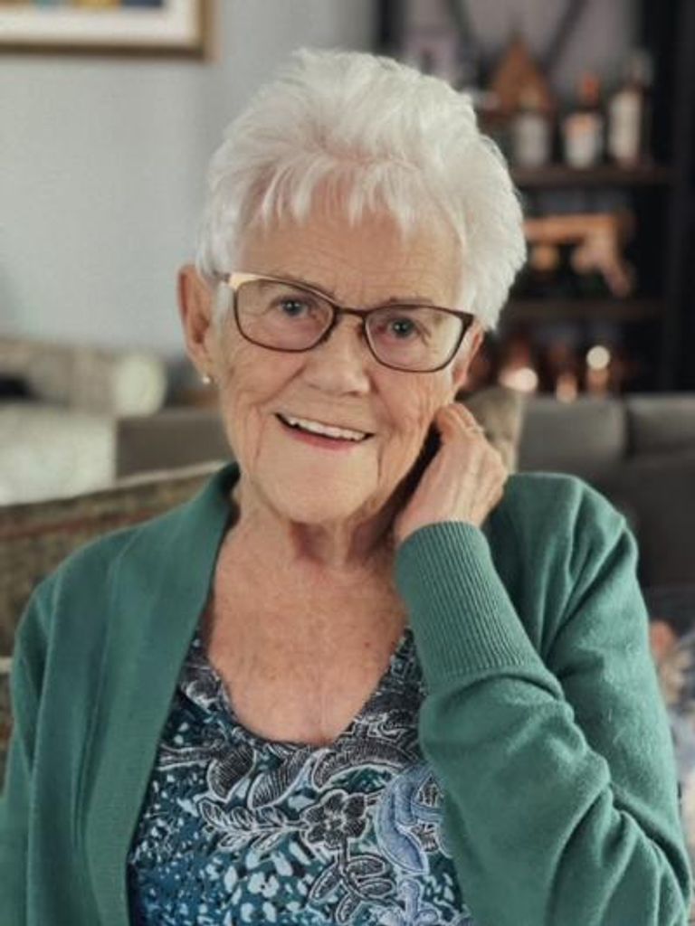 Jeannette Theresa Kollar