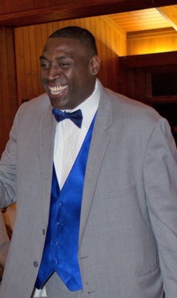 Jimmy Tibias  Jones Profile Photo