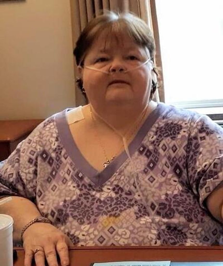 Lisa P Hayes Profile Photo