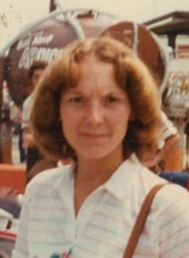 Ruth E. Saunders