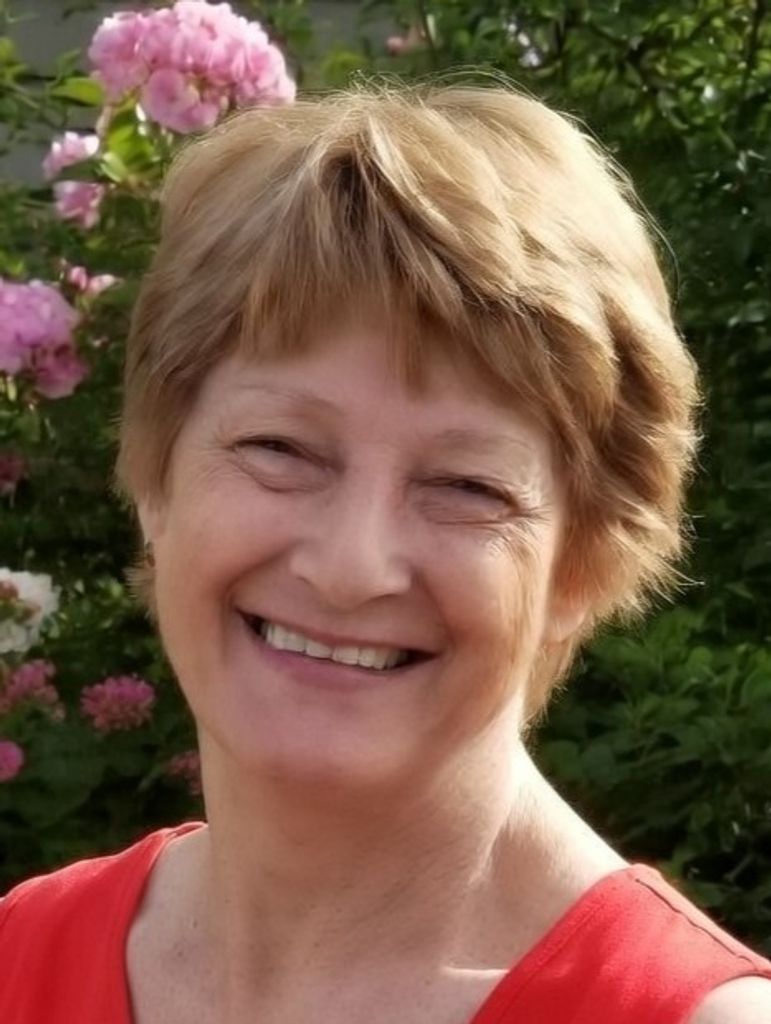 Sandra J. (Hastreiter)  Stephens