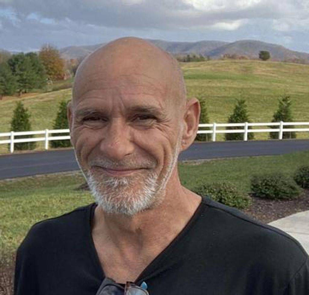 Stuart Bridges Profile Photo