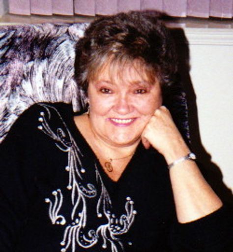 Sharan Timoney photo gallery thumbnail 1 of 1