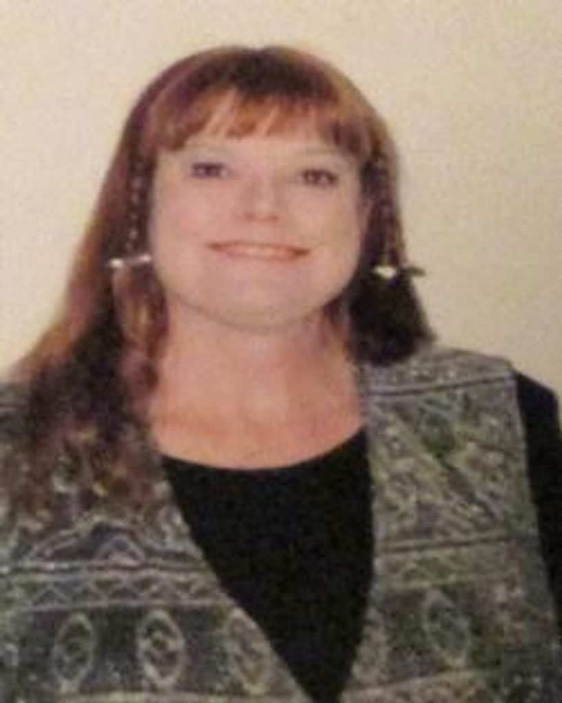 Gwen Owen Profile Photo