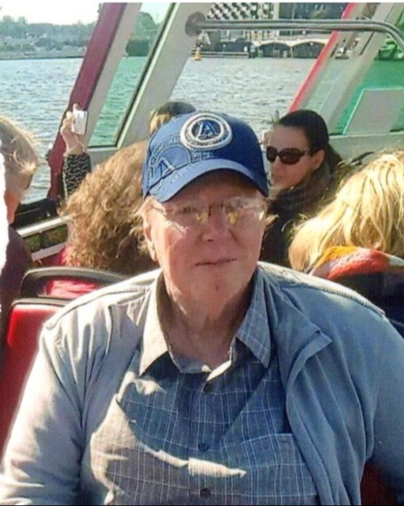 Thomas Curtis White Profile Photo