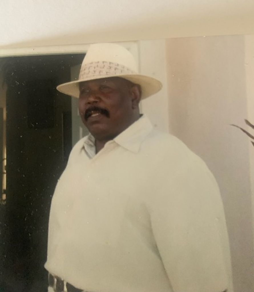 Carlton Yearwood Profile Photo