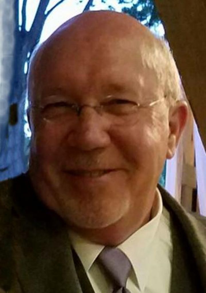 Thomas Earl Barco Profile Photo