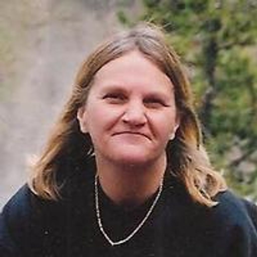 Hallie Robbins
