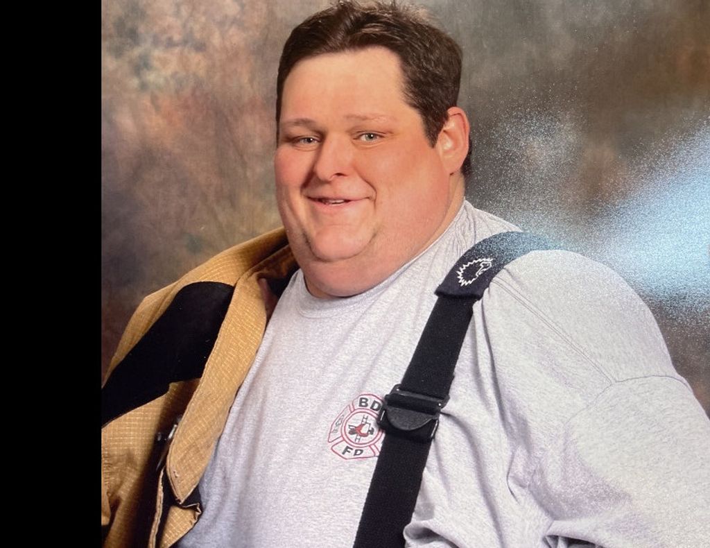 Jonathan Lee James Profile Photo
