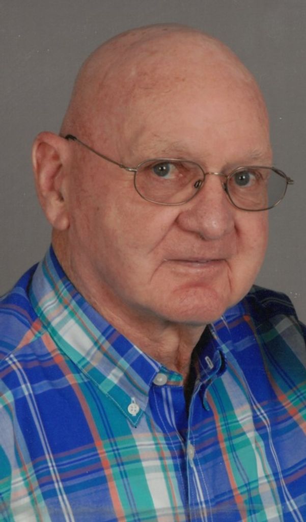 L.D. Vizena Profile Photo